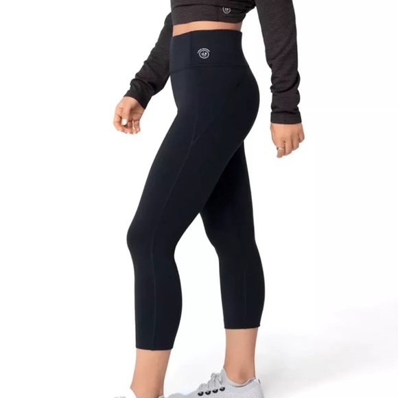 Allbirds Black Natural Performance Athletic Capri Leggings XS - Picture 1 of 8